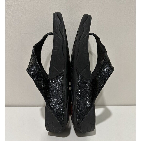 FitFlop women size US 8 UK 6 EU 39 black sequences slip-on thong flip flops - Picture 8 of 13